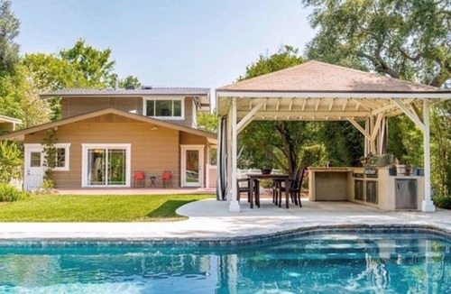 Arcadia House | Charming 3-bedroom house with a pool, jacuzzi, AC & WiFi in lovely Sierra Madre