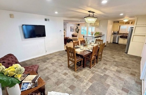 Fountain Valley House | Charming 4-bedroom house in delightful safety Fountain Valley 5mins to the beach