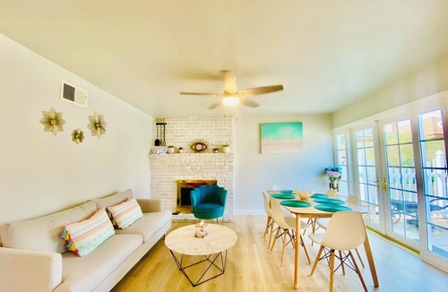Placentia House | Charming 4-bedroom house with POOL, WiFi and in delightful Placentia