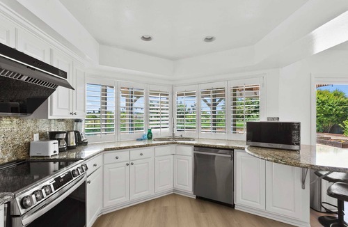 Lake Forest House | Charming 4-bedroom house with WiFi and AC in superb Lake Forest #42087
