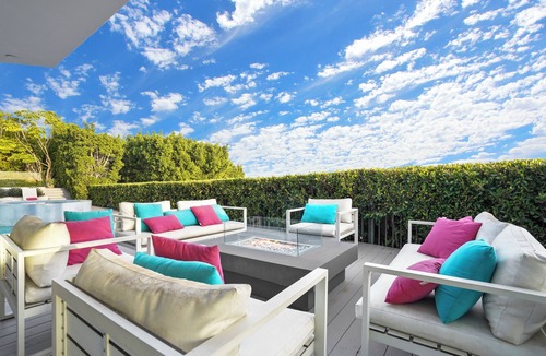 Hollywood Hills West Villa | Charming 4-bedroom villa with WiFi and fitness room in Los Angeles