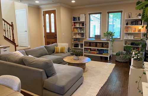 Lamanda Park House | Charming and Spacious 2B + 2.5 Bath Townhome