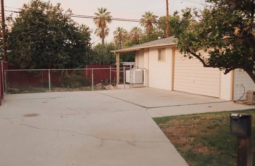 Loma Linda House | Charming bungalow with AC and WiFi in soothing Loma Linda