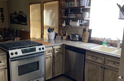 Green Valley Lake Cabin | Charming cabin located near private lake