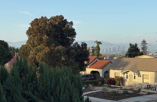 Park Mesa Heights Apartment | Charming Casita near USC, SOFI, and Culver City