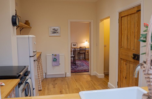 Thorpe Satchville House | Charming farmhouse style cottage in Evington