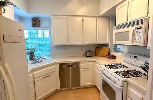 Carmel Valley Condo | Charming Furnished 2BD/2BA w/Pool & Spa! Now Available Nov.5-Dec.5,2025 3,745/m!