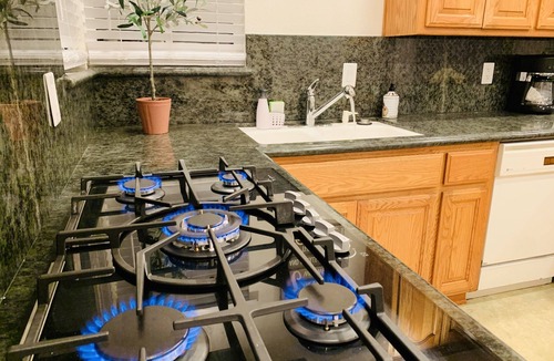 South San Jose House | Charming House in San Jose Evergreen 5Br/3Bt 8Beds