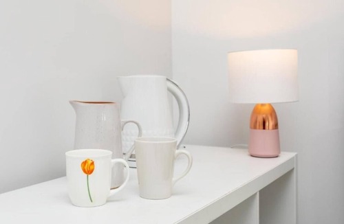 Tower Hill Apartment | Charming London Pied-à-Terre – Cozy, Central & Perfectly Located
