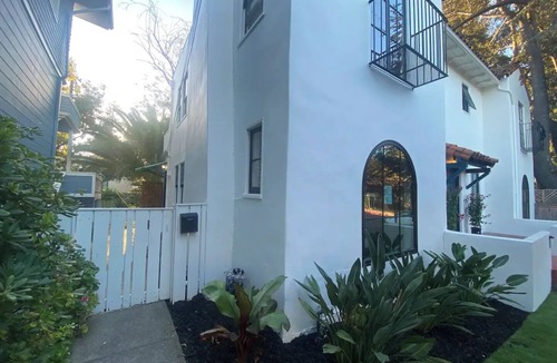 San Rafael House | Charming Mediterranean Guest House