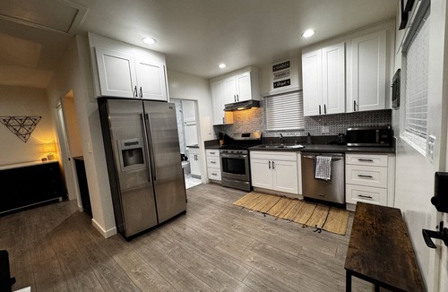West Hills Apartment | Charming Newly Renovated Modern Studio w/Private Entrance and Prime Location