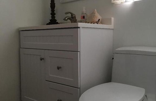 Old Town House | Charming Old Torrance - Private Suite & Bath