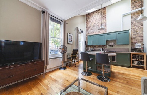 Ravenscourt Park Apartment | Charming One-Bed Oasis in Hammersmith