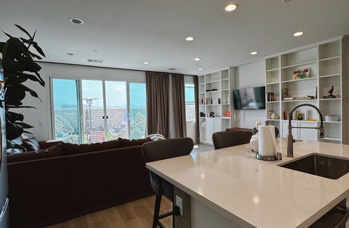 Menifee House | Charming One-Level Home Feels Like Home