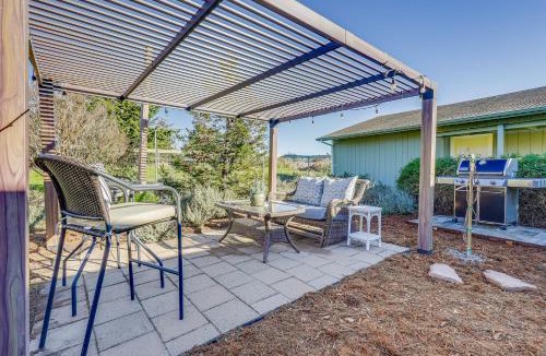 Petaluma House | Charming Petaluma Cottage with Grill Near Wineries