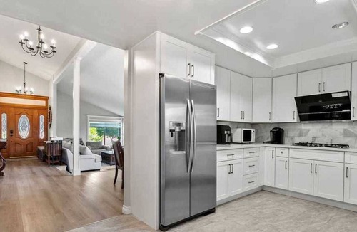 Valle Lindo House | Charming Retreat on Pecan Grove Dr