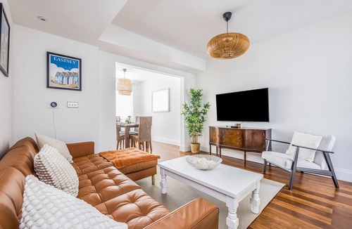 Southsea House | Charming Southsea Family Home - Pass the Keys