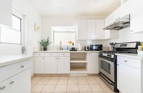 South San Gabriel House | Charming Spacious Home - Modern Comforts, Prime Location