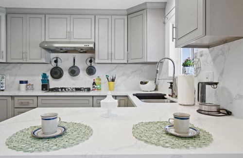 San Gabriel House | Charming Urban Escape