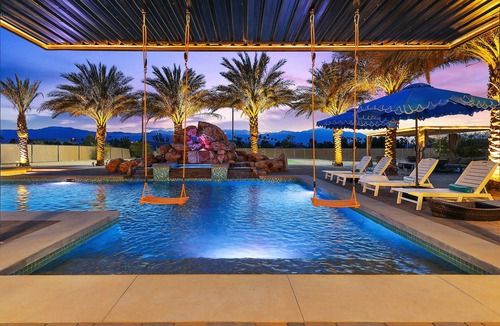 Bermuda Dunes House | Chateau Giraffe, a unique luxurious estate near Palm Desert & La Quinta