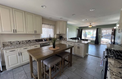Hawthorne House | Cheerful 2 br/1 full bath home near SoFi/Beaches