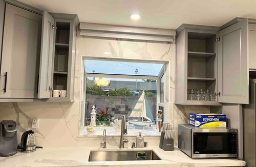 Huntington Beach Villa | Cheerful 4-bedroom 3 bath villa with hot tub