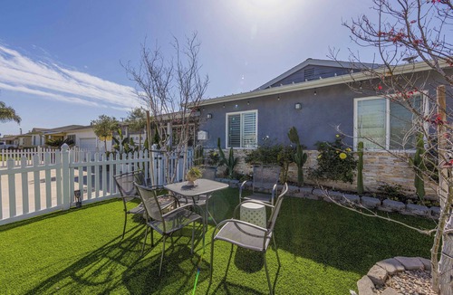 Westminster House | Cheerful and Cozy Home in Orange County Minutes Disneyland & Socal Attractions