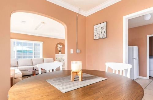 Floral Park House | Cheerful, Cozy 1-Bedroom Home with Free gated Parking on premise