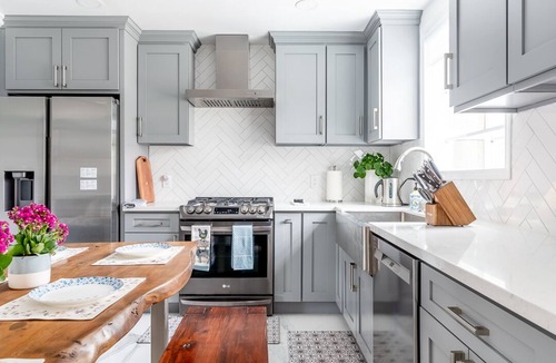 Midway City House | Cheerful Home-Prime Location - Close to Everything