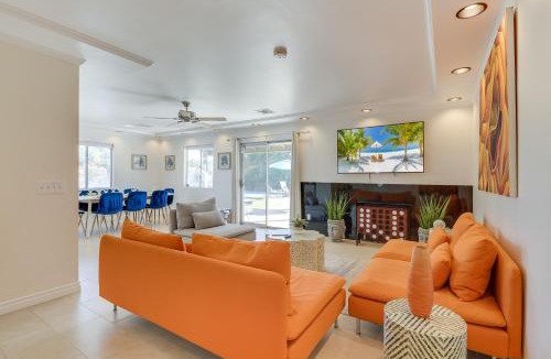 Bermuda Dunes House | Cheerful villa with Pool, Spa, & Private Pickleball Court!