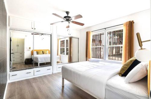 The Flats Apartment | Chic 1BR Apt Hollywood Sleeps 4