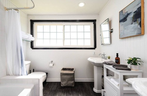 Fullerton House | Chic 4BR Entertainer / Arcade / CLOSE to Disney