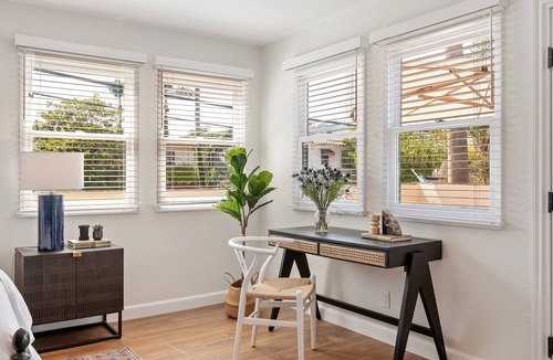 West Beach Condo | Chic Remodeled Condo At West Beach Sure To Charm