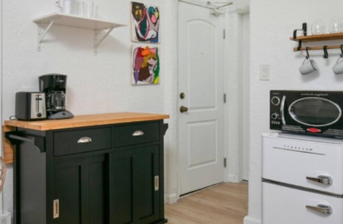 Rampart Village Apartment | Chic Studio Perfect for 2! Near DTLA!