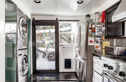 Sunset Junction House | Chic yoga villa with saltwater pool and views on silverlake sunset junction