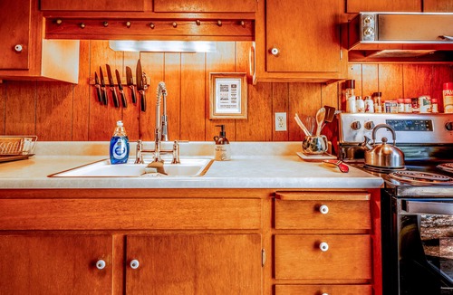 Glencoe Cabin | Cinnamon Bear-Adorable A-Frame with A/C!