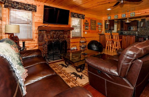 Boulder Bay Ski Chalet | Circle Views by Big Bear Vacations Walk To Lake Boulder Bay Chalet
