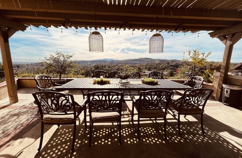 Valle Lindo Apartment | City lights landscape high-end mansion