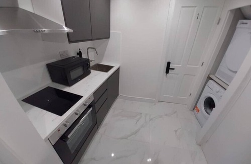 Euston House | City of London Room w/bathroom