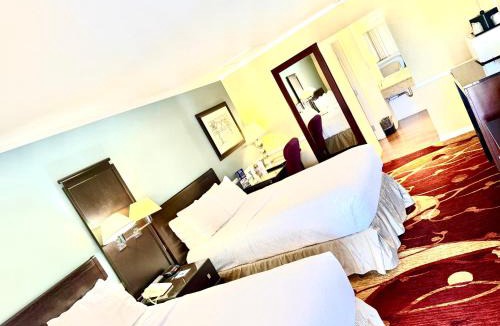 Ridgecrest Hotel | Clarion Inn Near China Lake Naval Station