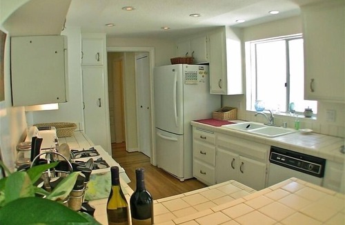 Beach Barber Tract House | Classic La Jolla Beach Home.Pet Friendly! 5 Stars! Outdoor Fire Pit and Heaters