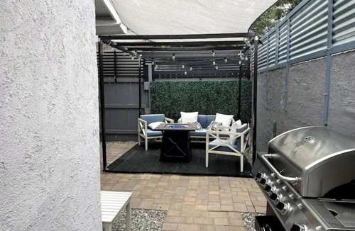 Anaheim Colony Historic District House | CLEAN|LUXURIOUS| COZY HOME| 2.4MILES FROM DISNEY