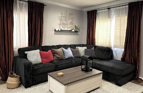 Anaheim Colony Historic District House | CLEAN|LUXURIOUS| COZY HOME| 2.4MILES FROM DISNEY
