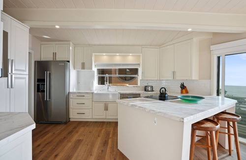 Leucadia House | Cliffside Oceanfront Gem - Stunning Views & Yard