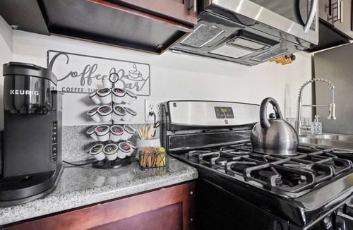 Eastside Apartment | Close to Downtown Long Beach - Arcade - String Lights Patio