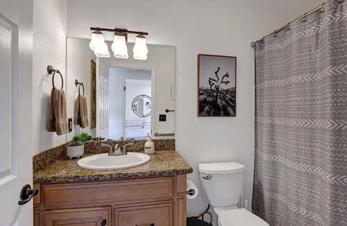 Yucca Valley House | Close to Pioneertown & Joshua Tree! Scenic Desert Views.