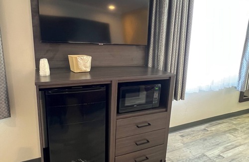 Inglewood Hotel | Cloud 9 Inn LAX