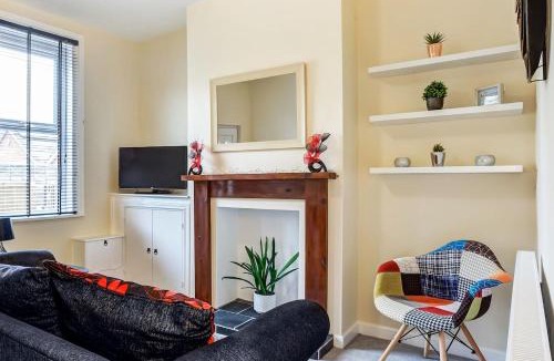 Congleton House | Cloud View Cottage