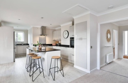 Braunton House | Cloudbreak – Spacious Coastal Home Saunton beach