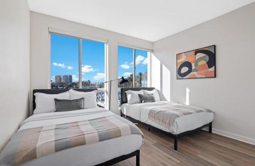 Marina del Rey Apartment | Coastal Bliss - Luxe 2BR Retreat in MDR - Venice - SM